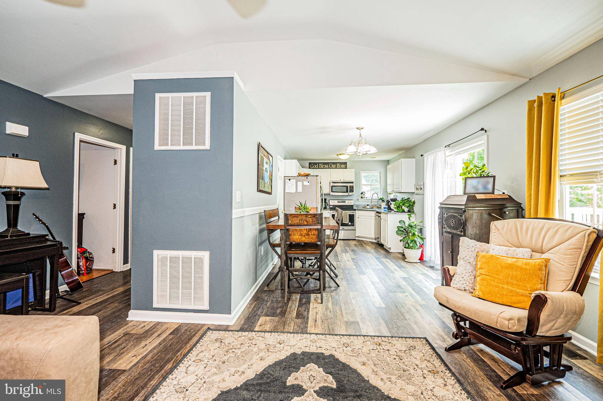 Martinsburg, WV 25403,234 TARA DR