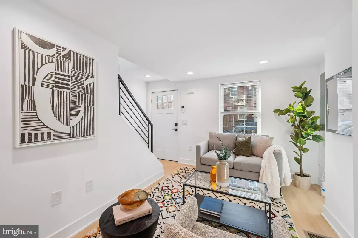 Philadelphia, PA 19125,510 E WILDEY ST