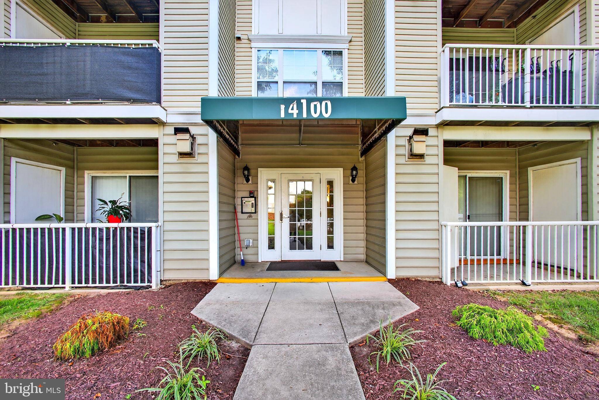 Upper Marlboro, MD 20772,14100 FARNSWORTH LN #2406