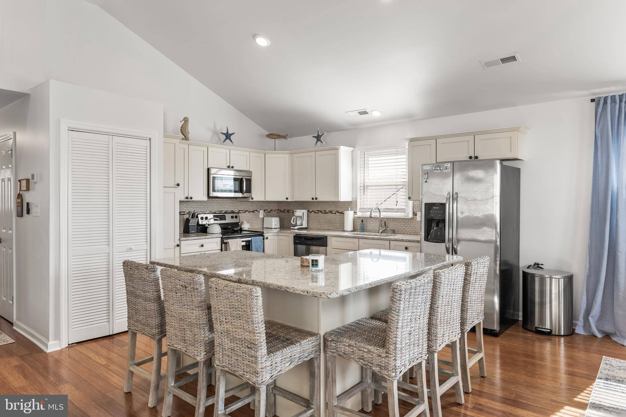 Ocean City, NJ 08226,1527 BAY AVE #B