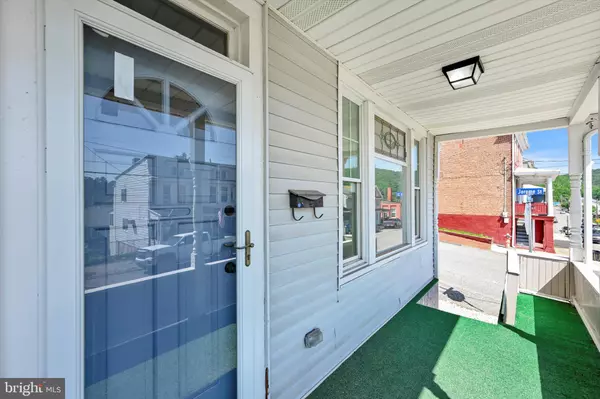 Tamaqua, PA 18252,310 WASHINGTON ST