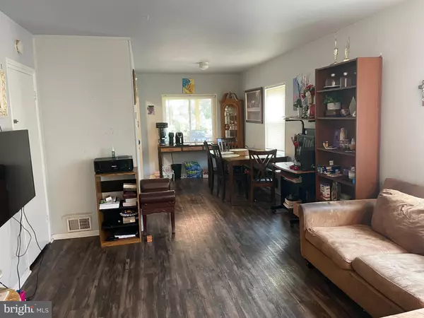 Hyattsville, MD 20784,5440 MACBETH ST