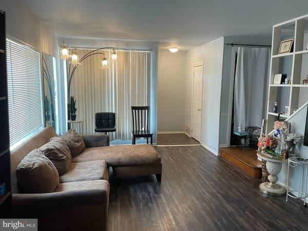 Hyattsville, MD 20784,5440 MACBETH ST