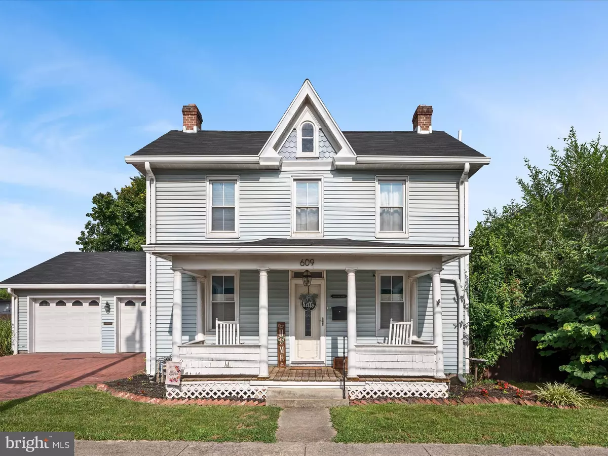 Martinsburg, WV 25401,609 WEST VIRGINIA AVE