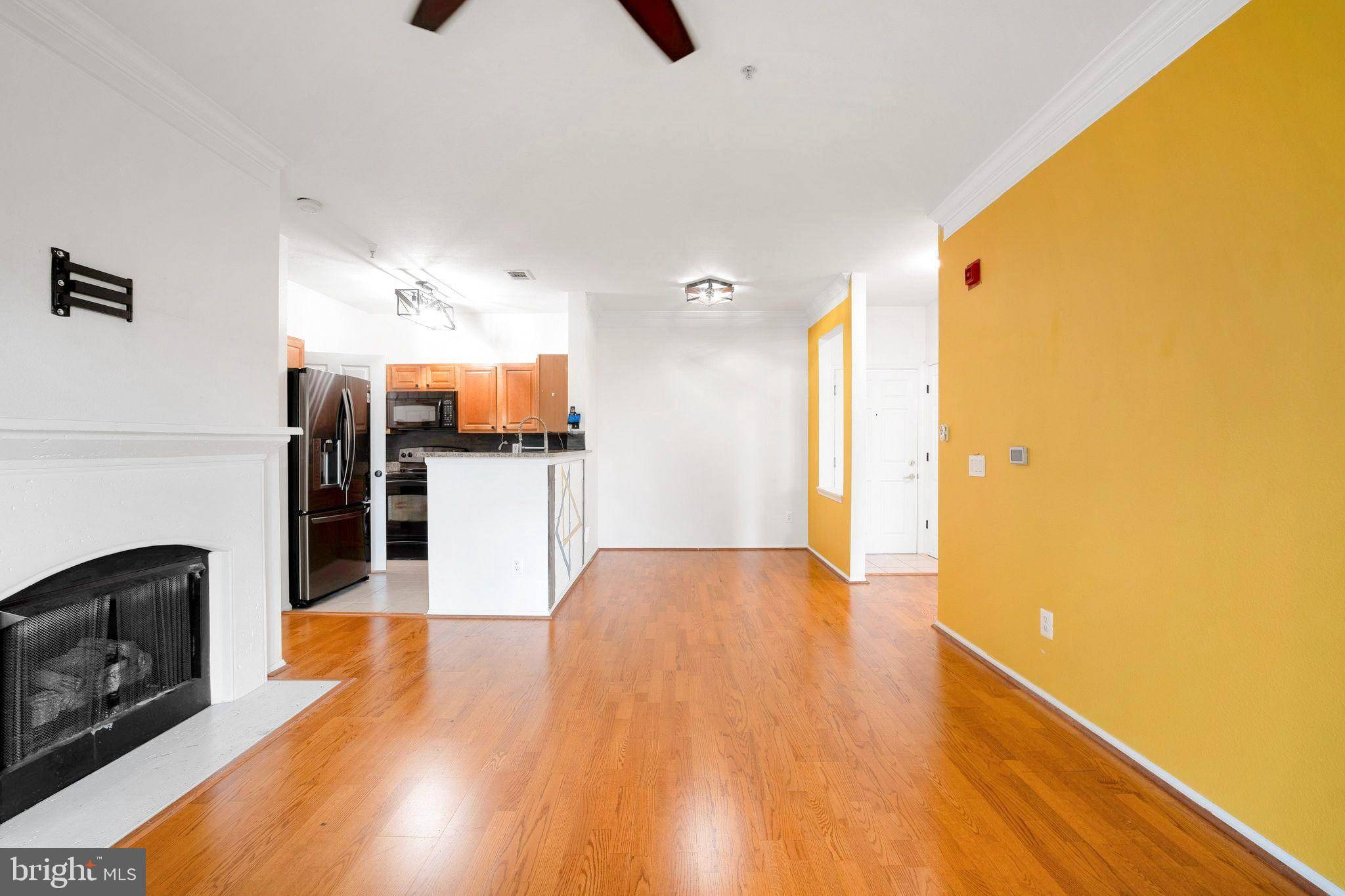 Mclean, VA 22102,1571 SPRING GATE DR #6314