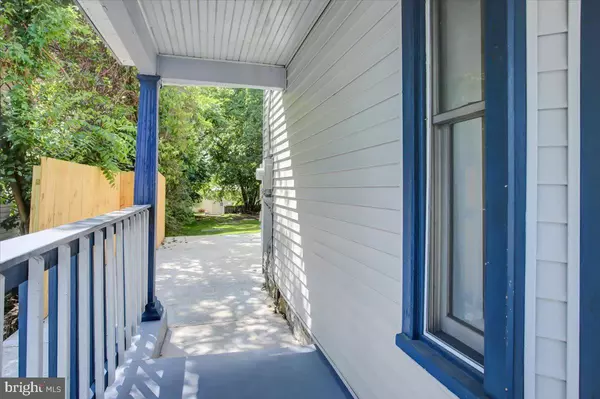 Shippensburg, PA 17257,448 E KING ST