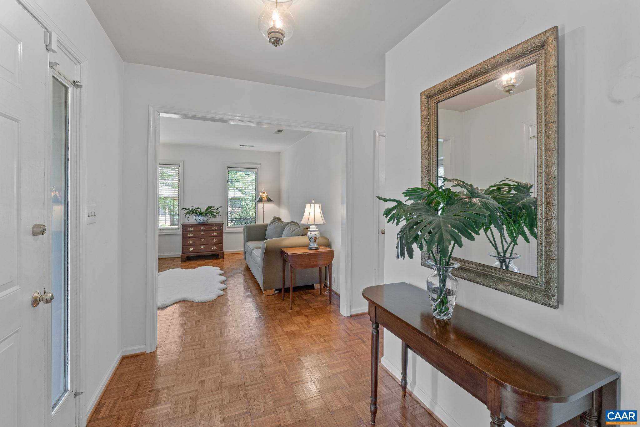 Charlottesville, VA 22901,4870 MECHUMS RIVER RD