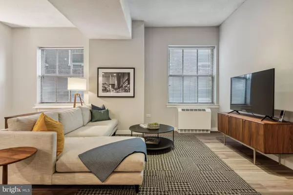 Philadelphia, PA 19107,875 SANSOM STREET #1015