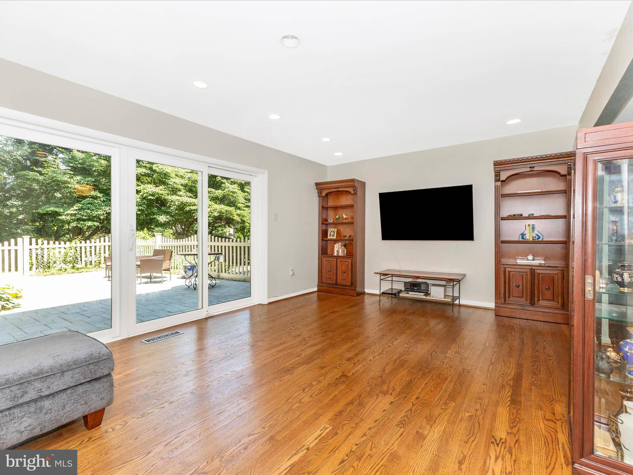 Potomac, MD 20854,12263 GREENLEAF AVE