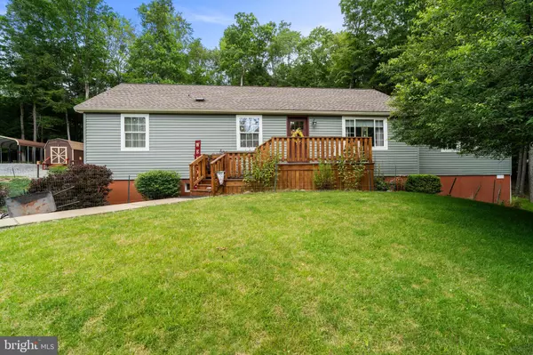 102 LARK,  Flinton,  PA 16640