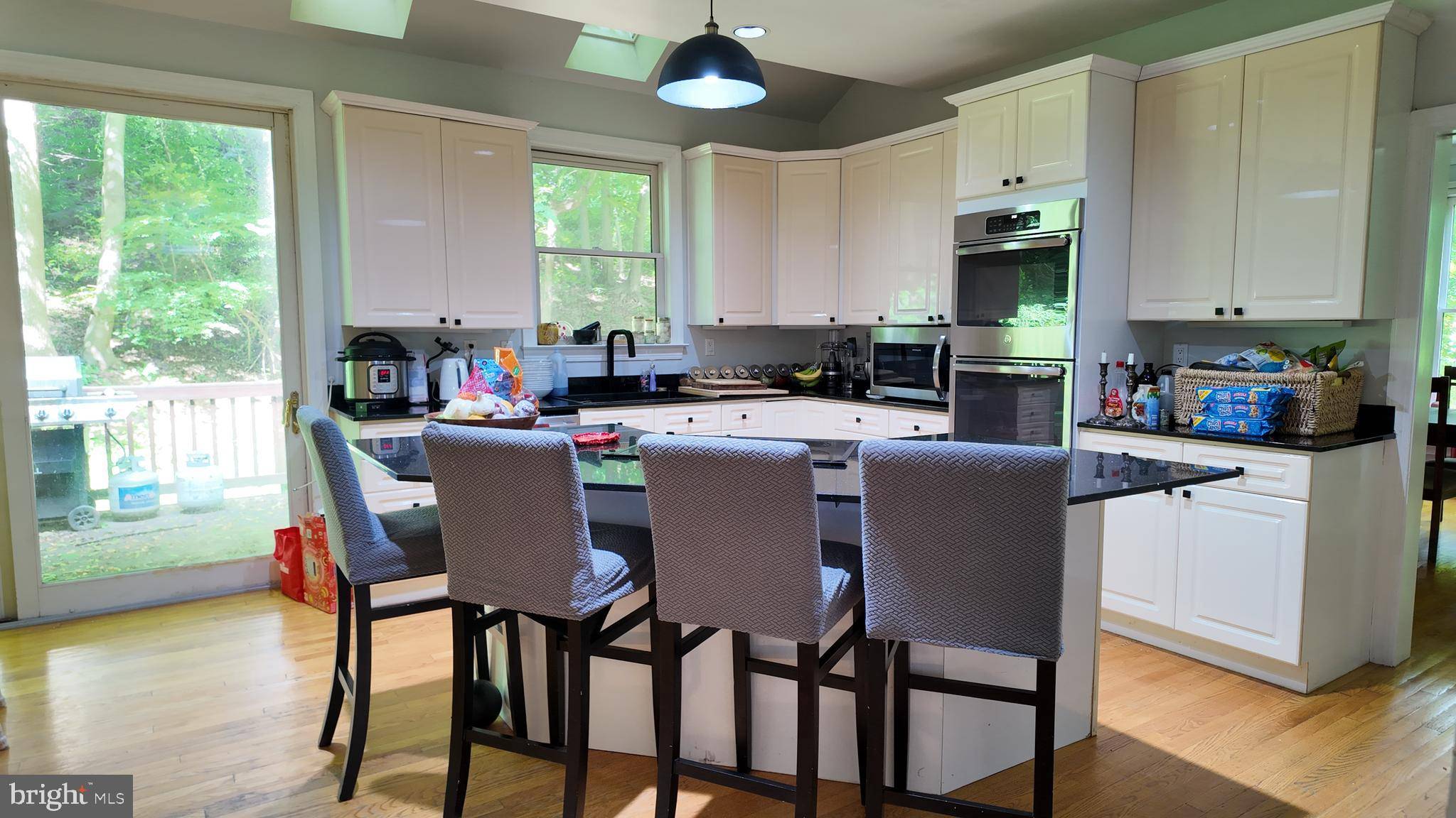 Bala Cynwyd, PA 19004,34 SANDRINGHAM RD