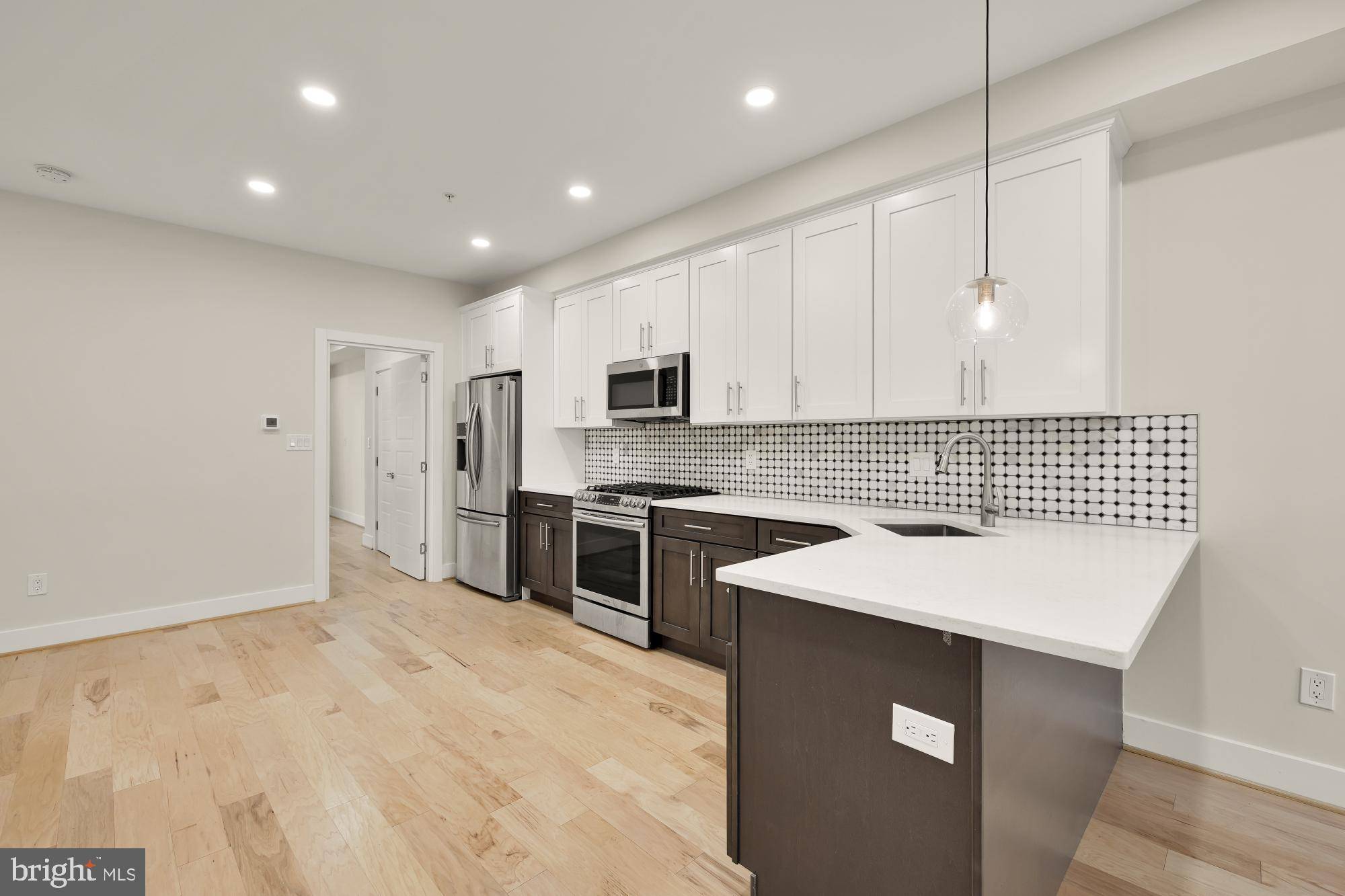 Washington, DC 20002,614 I ST NE #2
