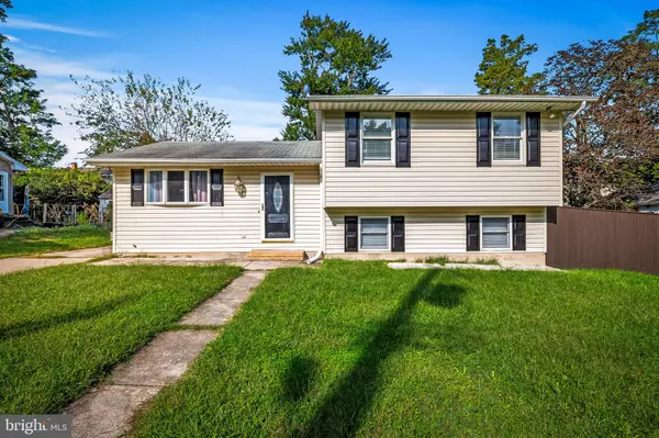 Pasadena, MD 21122,7666 PINE HAVEN DR