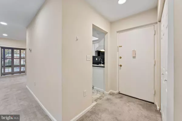 Silver Spring, MD 20906,3622 GLENEAGLES DR #9-2C