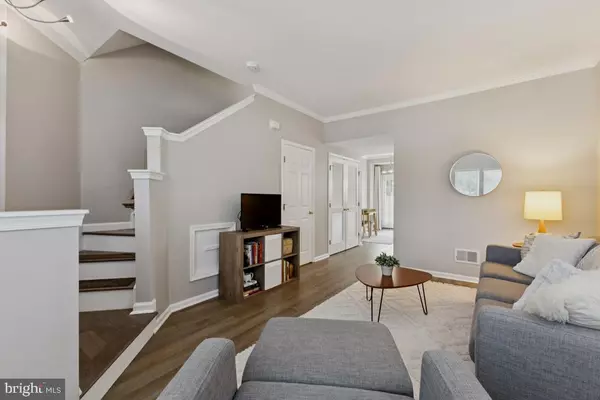 Ashburn, VA 20147,44203 LITCHFIELD TER