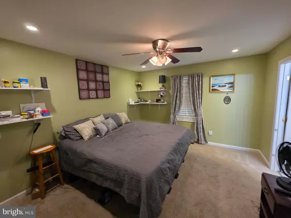 Tappahannock, VA 22560,416 BERRY HILL RD
