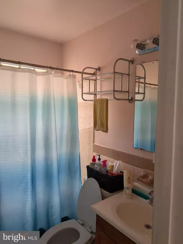 Capitol Heights, MD 20743,4120 CLARK ST