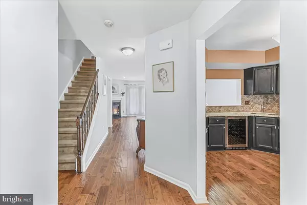 Glen Mills, PA 19342,202 MEADOW CT #202