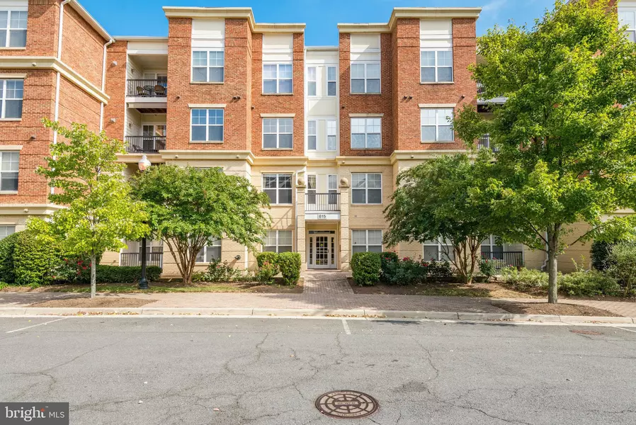815 BRANCH DR #305, Herndon, VA 20170