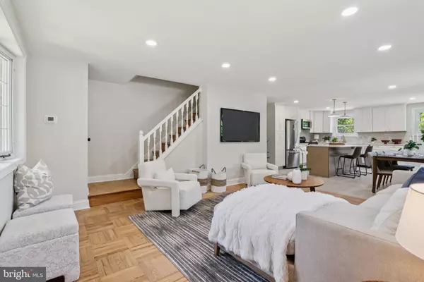 Folcroft, PA 19032,805 WINDSOR CIR
