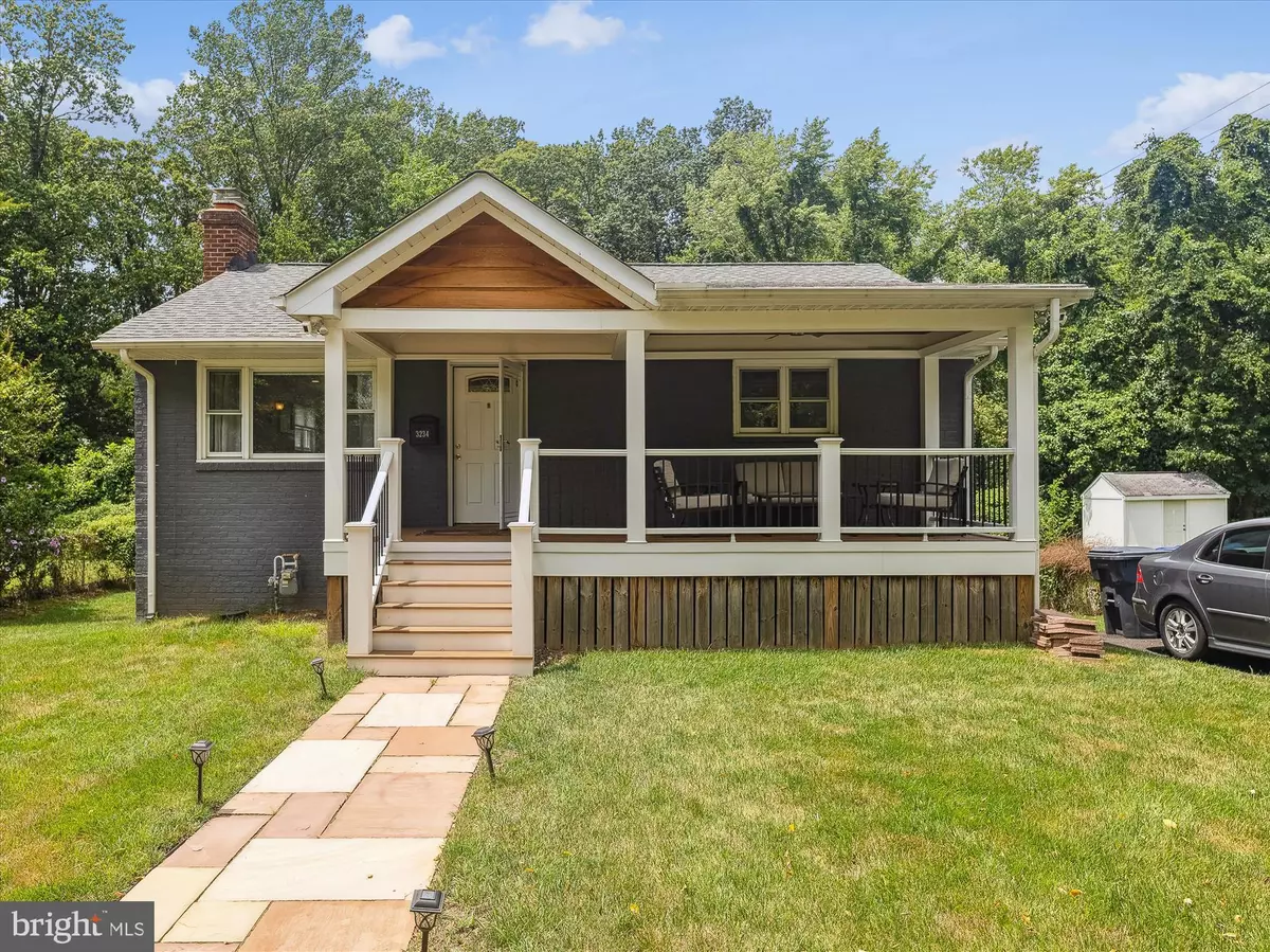 Falls Church, VA 22042,3234 DYE DR