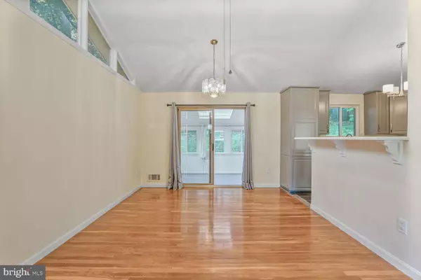 Springfield, VA 22151,5606 EASTBOURNE DR