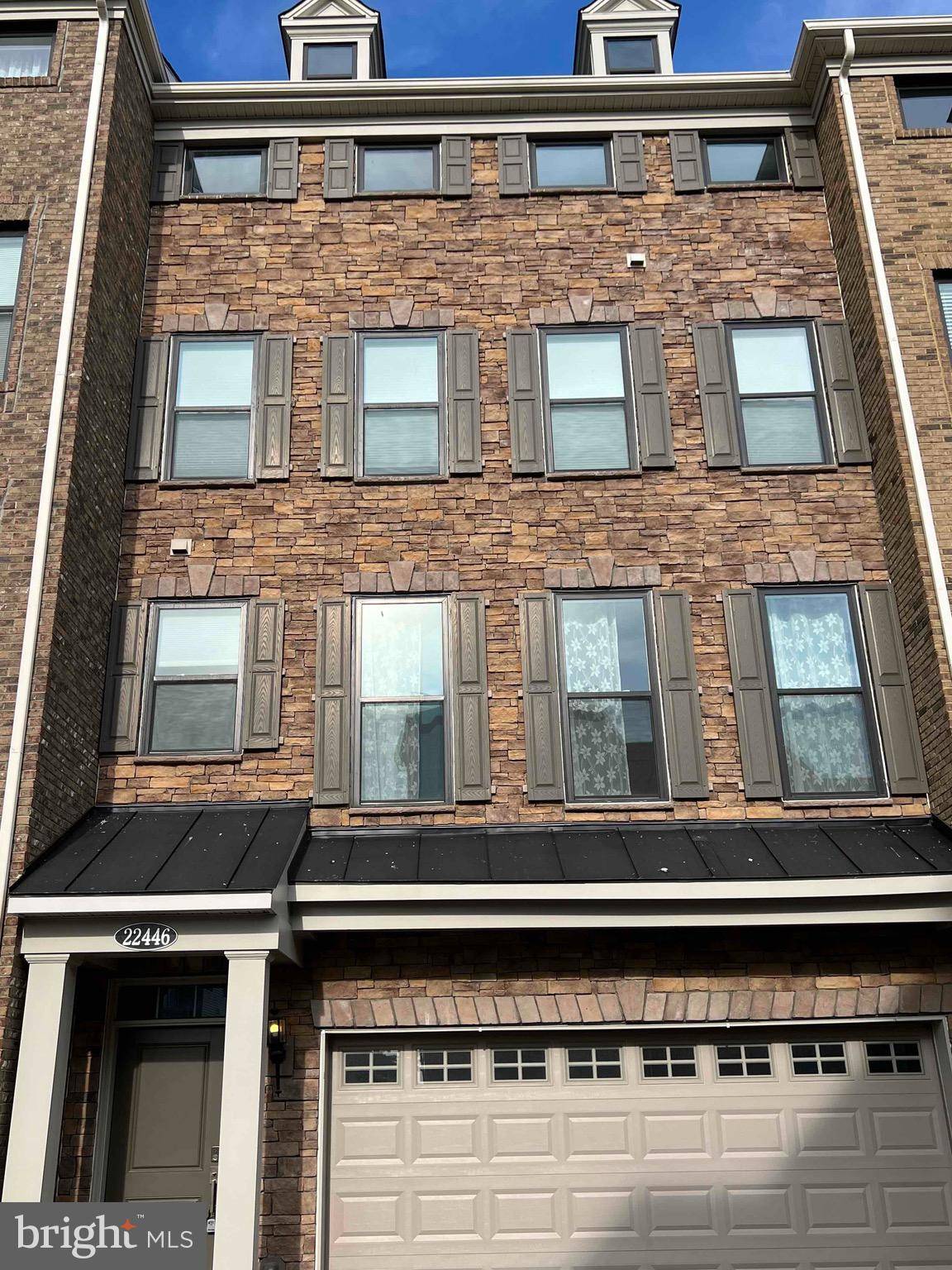 1067 VENIFENA TER SE, Leesburg, VA 20175