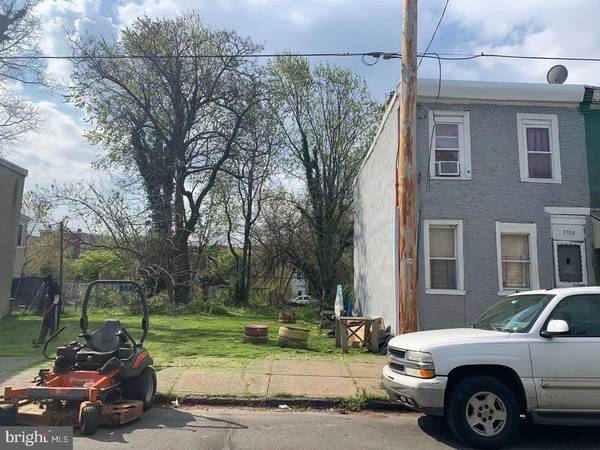3912 WALLACE ST, Philadelphia, PA 19104