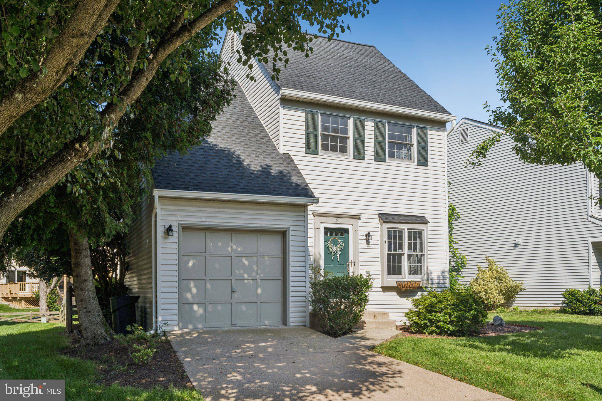 Sterling, VA 20165,5 MCCARTY CT