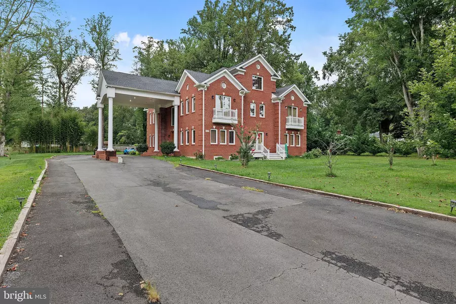 7230 BEVERLY ST, Annandale, VA 22003