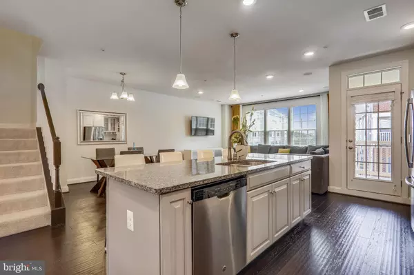 Greenbelt, MD 20770,5211 STREAM BANK LN #308F