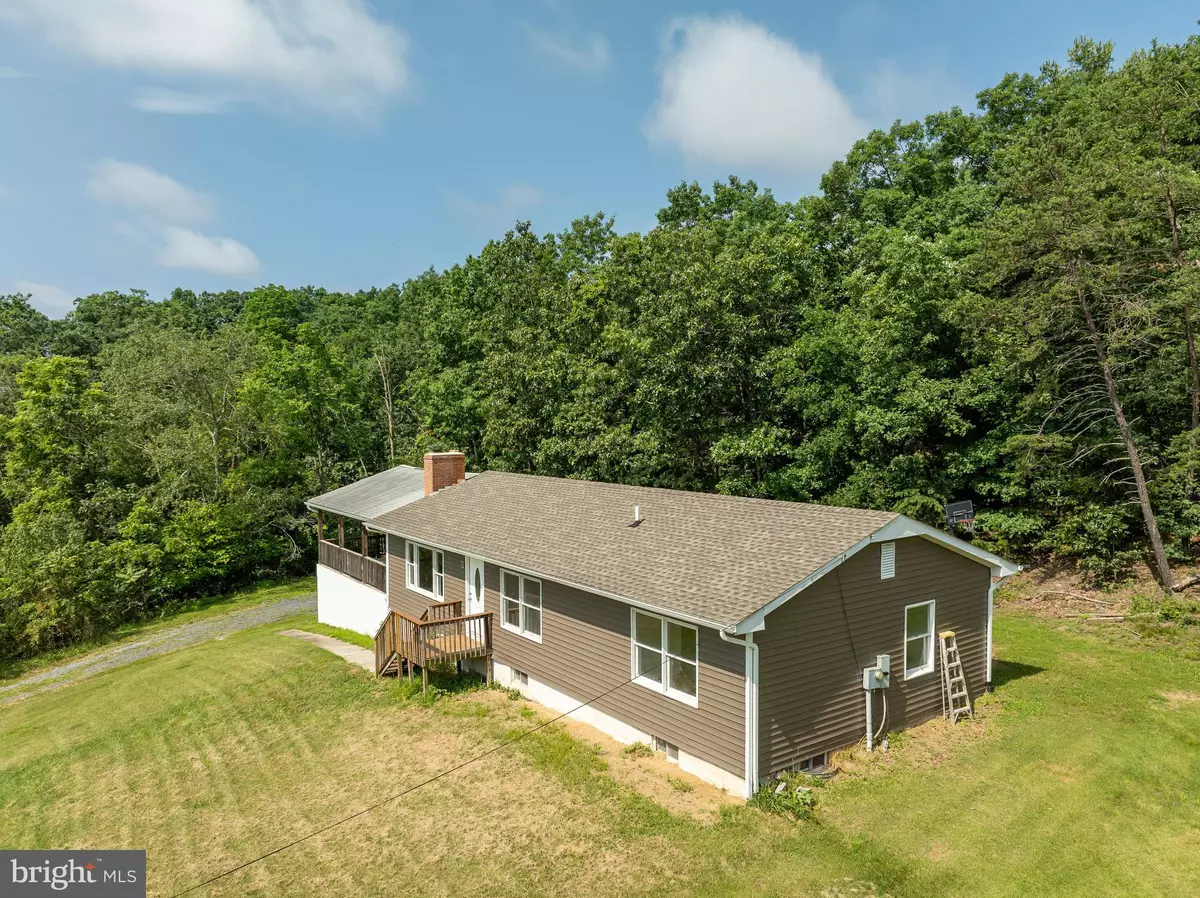 Hedgesville, WV 25427,1845 BUTTS MILL ROAD