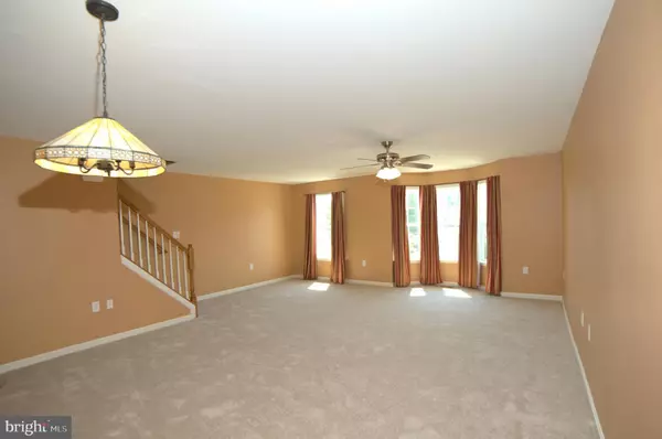 Martinsburg, WV 25404,228 MORLATT LN