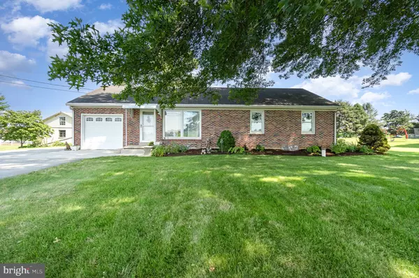 880 HOFFER RD, Annville, PA 17003