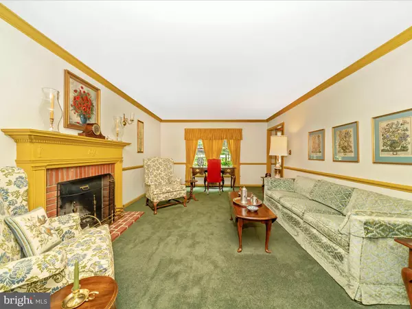 Randallstown, MD 21133,4 BURR OAK CT