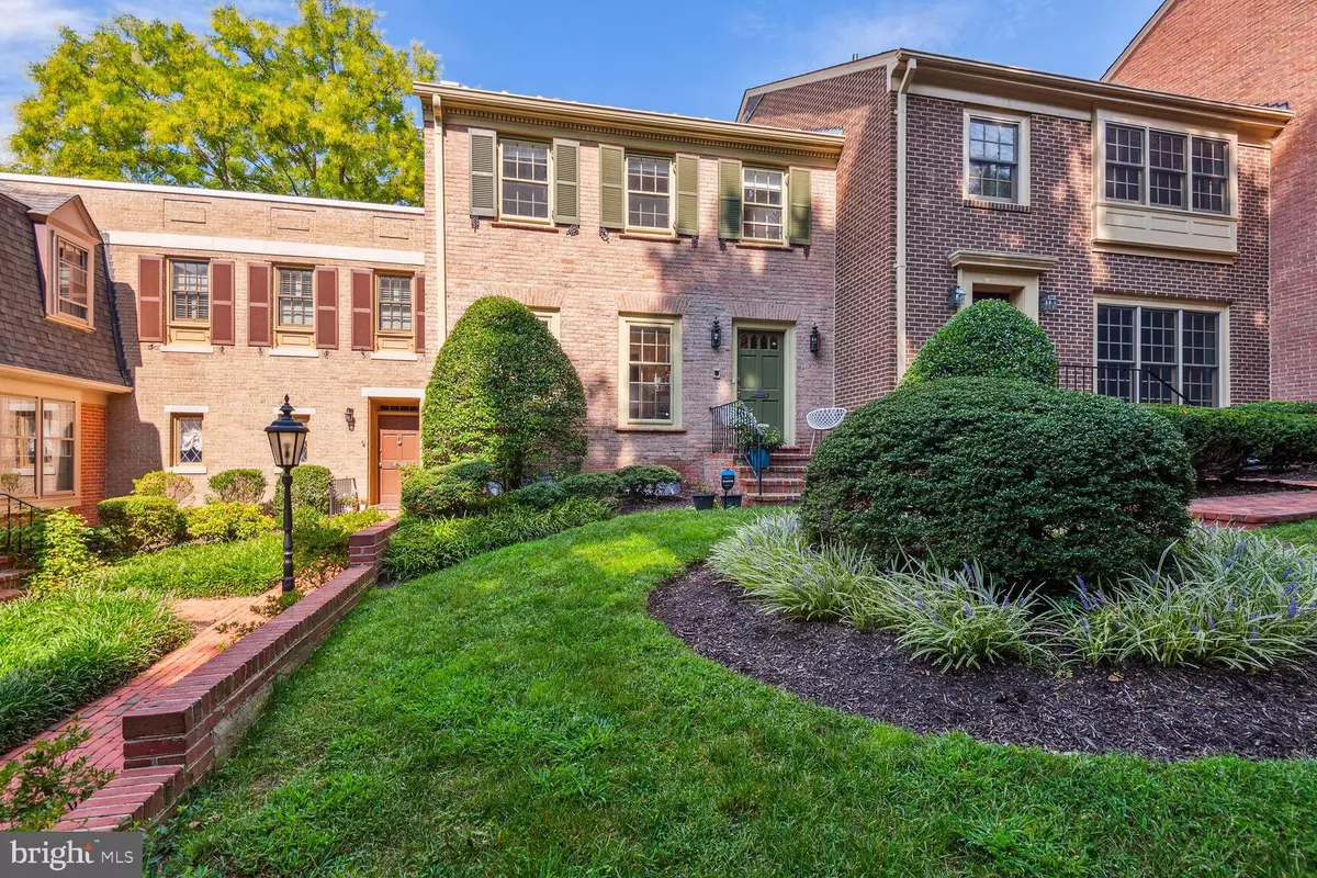 Bethesda, MD 20816,5105 WESTBARD AVE #6