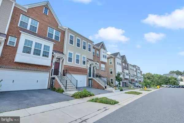 Hanover, MD 21076,8321 MEADOWOOD DR