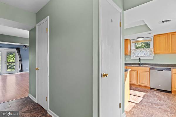 Carlisle, PA 17013,1142 PHEASANT DR N