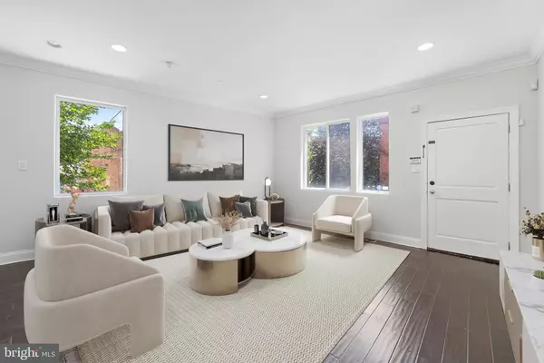 Philadelphia, PA 19123,1146 N ORIANNA ST