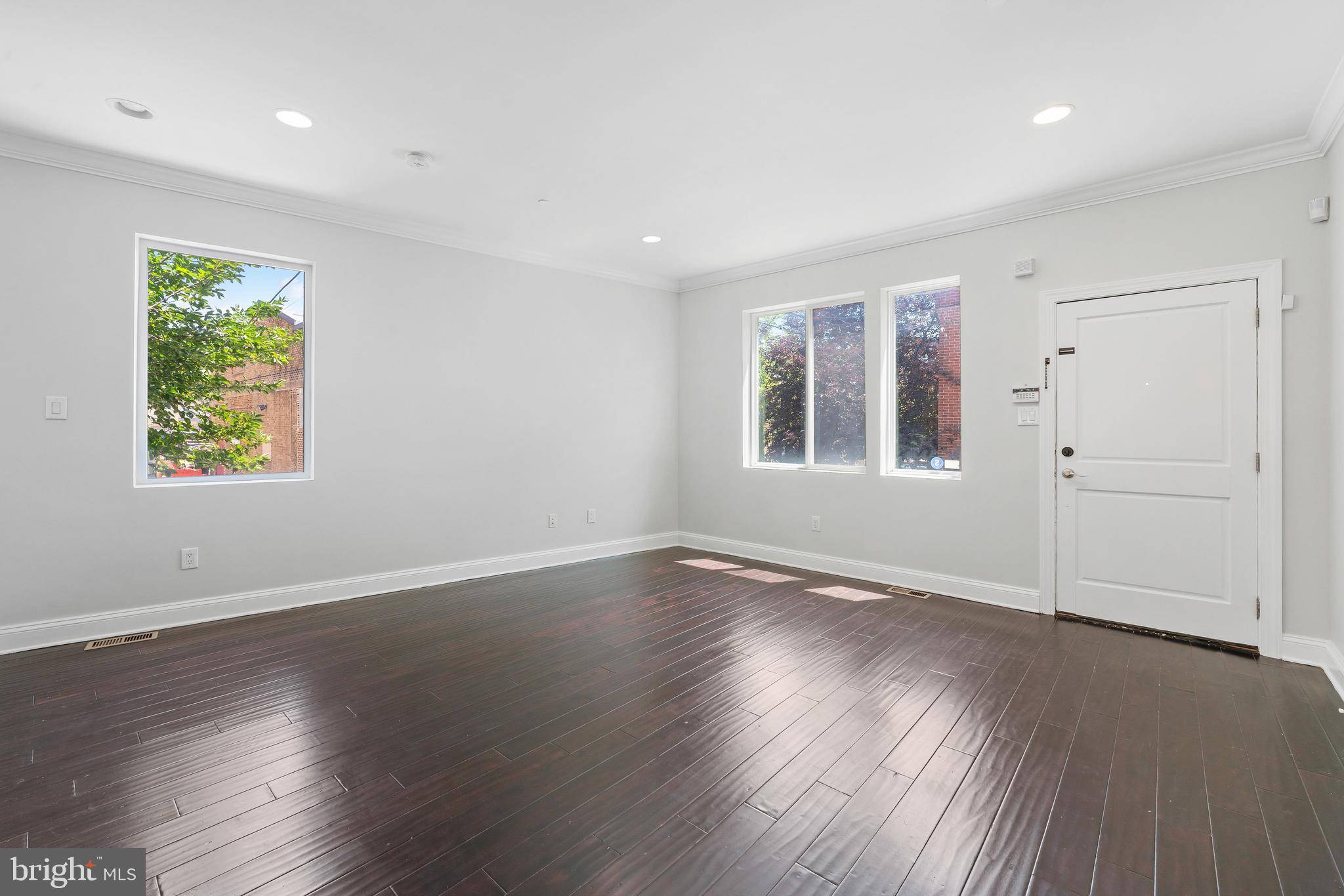 Philadelphia, PA 19123,1146 N ORIANNA ST