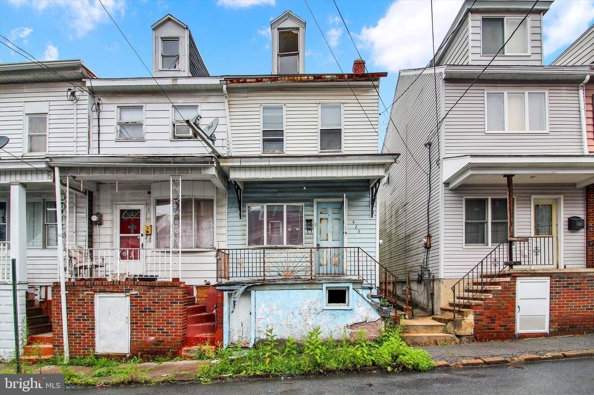 425 W COAL ST, Shenandoah, PA 17976