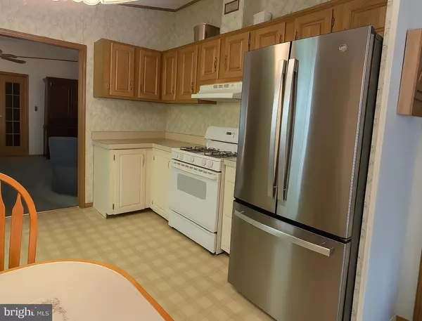 Sicklerville, NJ 08081,21 LOFT MOUNTAIN DR