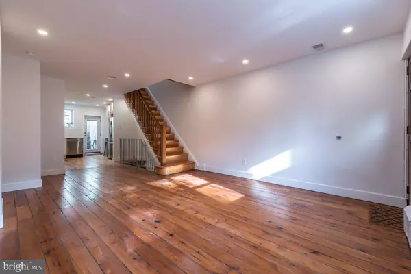 1311 SIGEL ST, Philadelphia, PA 19148