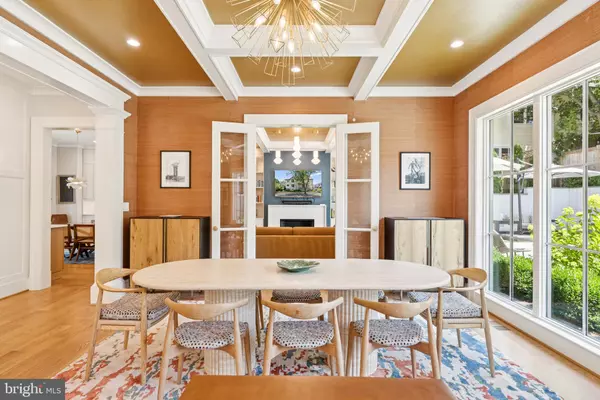 Washington, DC 20016,5537 HAWTHORNE PL NW