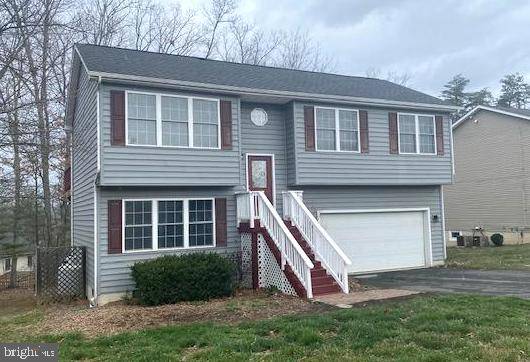 704 S LAKEVIEW DR, Cross Junction, VA 22625