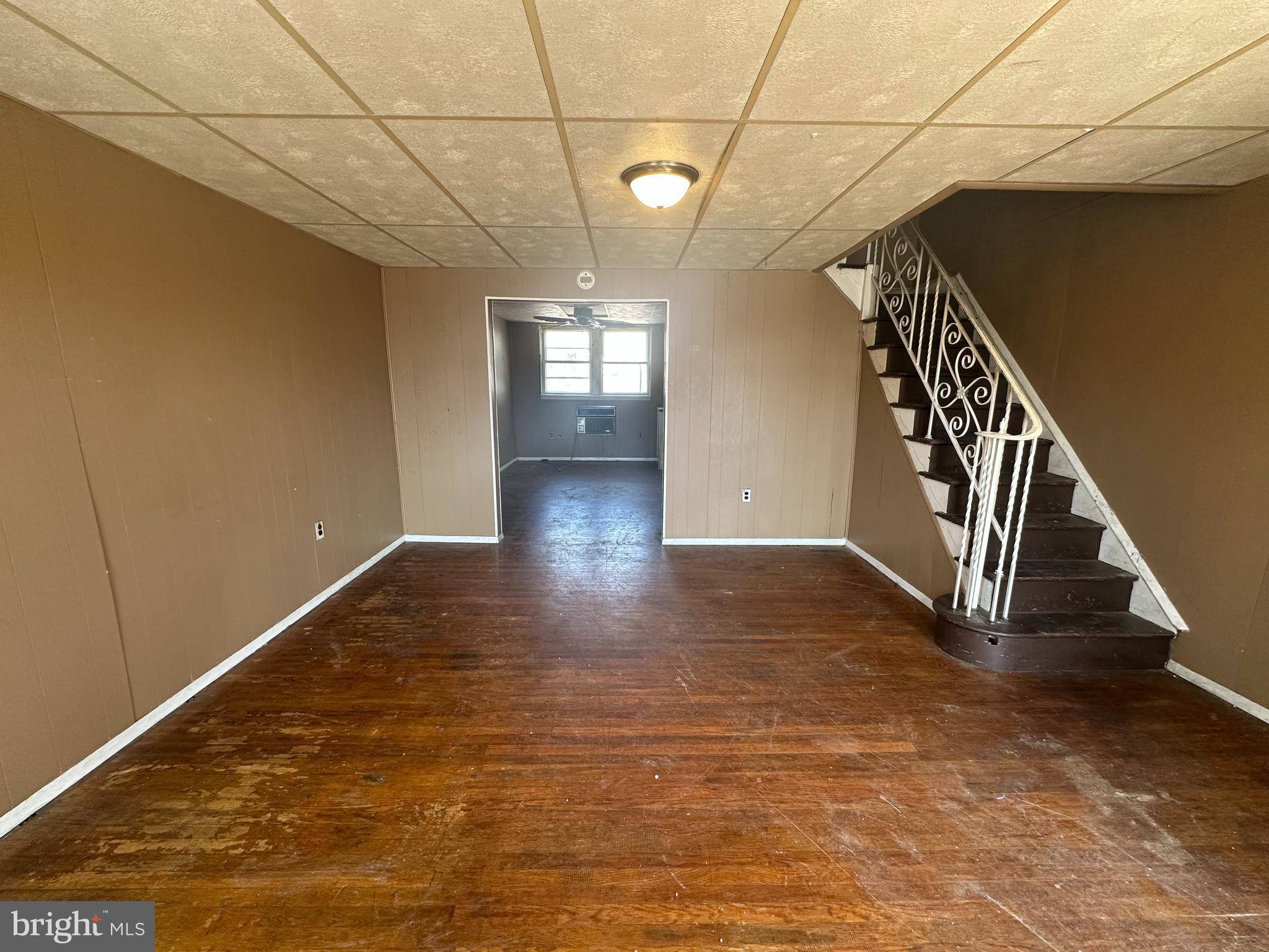 Philadelphia, PA 19142,6525 BUIST AVE