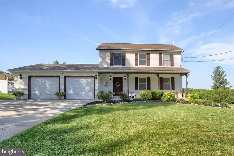 908 SUNNYSIDE RD, Hummelstown, PA 17036