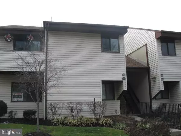 Mount Laurel, NJ 08054,29-A 29-A E DAISY LANE #A