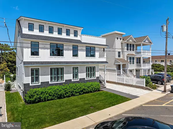 27 THIRD ST, Beach Haven, NJ 08008