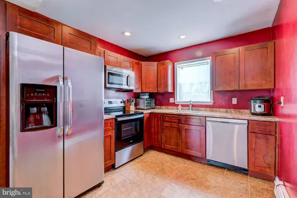 Levittown, PA 19055,54 APRICOT LN